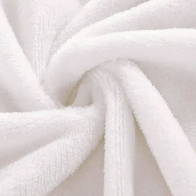 Soft | Skin-Friendly Soft Skin-Friendly 1pc Daisy Flannel Blanket | Comfortable, Machine Washable, Non-Shedding | Ideal for Couch, Living Room, Bedroom, Nap, Camping, Travel, All-Season Use