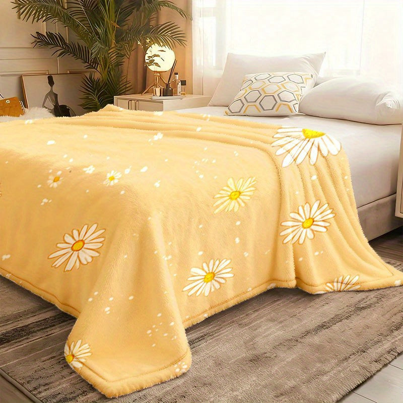 Soft | Skin-Friendly Soft Skin-Friendly 1pc Daisy Flannel Blanket | Comfortable, Machine Washable, Non-Shedding | Ideal for Couch, Living Room, Bedroom, Nap, Camping, Travel, All-Season Use