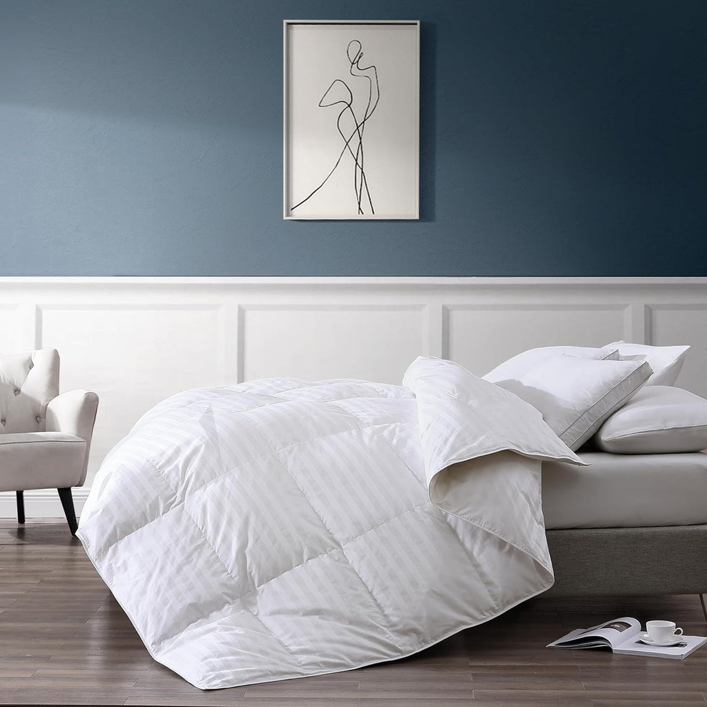 Hotel Grand Luxury White Down Comforter, 600 Fill Power All Season Down Duvet Insert, 500 Thread Count 100% Cotton Hotel Bedding Comforters with Stripe Pattern