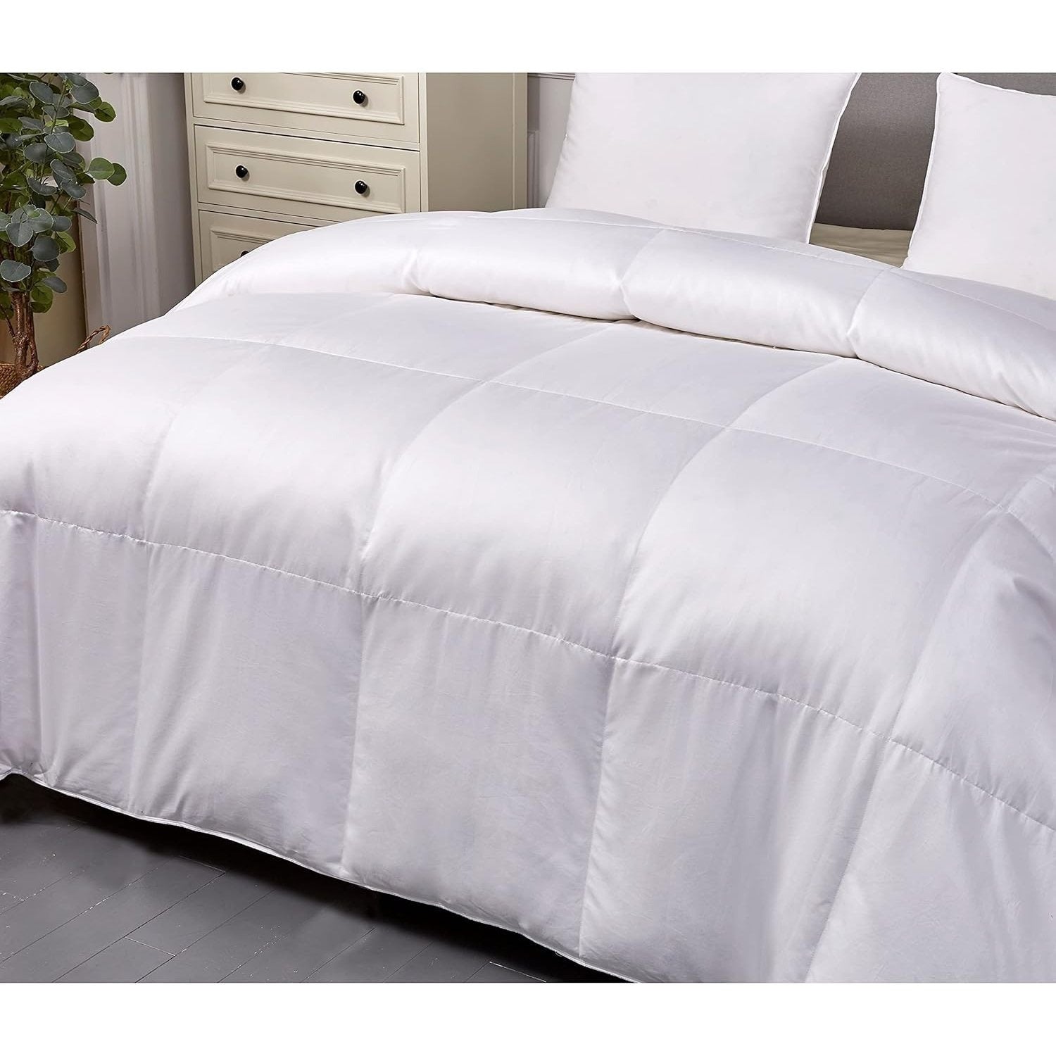 Hotel Grand 1000 Thread Count European Goose Down Comforter Queen Size, 100% Egyptian Cotton Cover, Extra Warmth Duvet Insert with Corner Tabs, White Bedding Comforters, 90\
