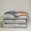 New Modern Style Australian Wool Duvet - Thick And Warm, Suitable for Autumn And Winter, Featuring a Quilted Design, Filled with Wool And Microfiber, Soft And Skin-Friendly Bedding for The Colder Seasons