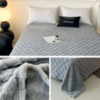 WERVITY Soft and Gentle Khaki Queen-Size Sofa Throw - Plaid Plush Holiday Blanket, Gift for All Ages, Adorable Soft Comfortable Spring Bedroom Home Decor Blanket, Machine Washable