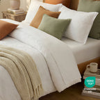 7pcs Bedding Ensemble for Year-Round Use, Featuring a Grid Cut Quilt Set with 1 Quilt, 1 Flat Sheet, 1 Mattress Protector, And 2 Or 4 Pillow Covers, Designed for Easy Comfort with High-Quality, Soft Material