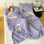 1pc of Luxurious Faux Rabbit Fur Chenille Striped Throw Blanket, Suitable for Travel, Sofa, Bed, Office, and Home Decor, Lap Blanket, Bed Blanket, Knee Blanket, Outdoor Travel Blanket, Soft, Warm, and Cozy, a Beautiful and Comfortable Warm Blanket