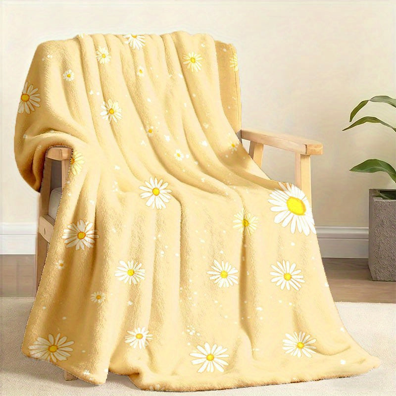 Soft | Skin-Friendly Soft Skin-Friendly 1pc Daisy Flannel Blanket | Comfortable, Machine Washable, Non-Shedding | Ideal for Couch, Living Room, Bedroom, Nap, Camping, Travel, All-Season Use