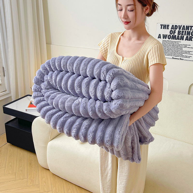 1pc of Luxurious Faux Rabbit Fur Chenille Striped Throw Blanket, Suitable for Travel, Sofa, Bed, Office, and Home Decor, Lap Blanket, Bed Blanket, Knee Blanket, Outdoor Travel Blanket, Soft, Warm, and Cozy, a Beautiful and Comfortable Warm Blanket