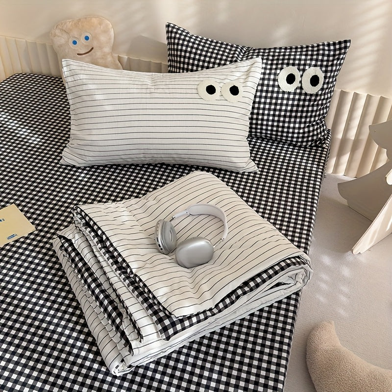 4pcs set of summer cool bedding - soft and breathable, including 1 blanket, 1 bed sheet, and 2 pillowcases (excluding pillow core) - soft and cool thin quilt, comfortable and suitable for all seasons, suitable for bedrooms and guest rooms.
