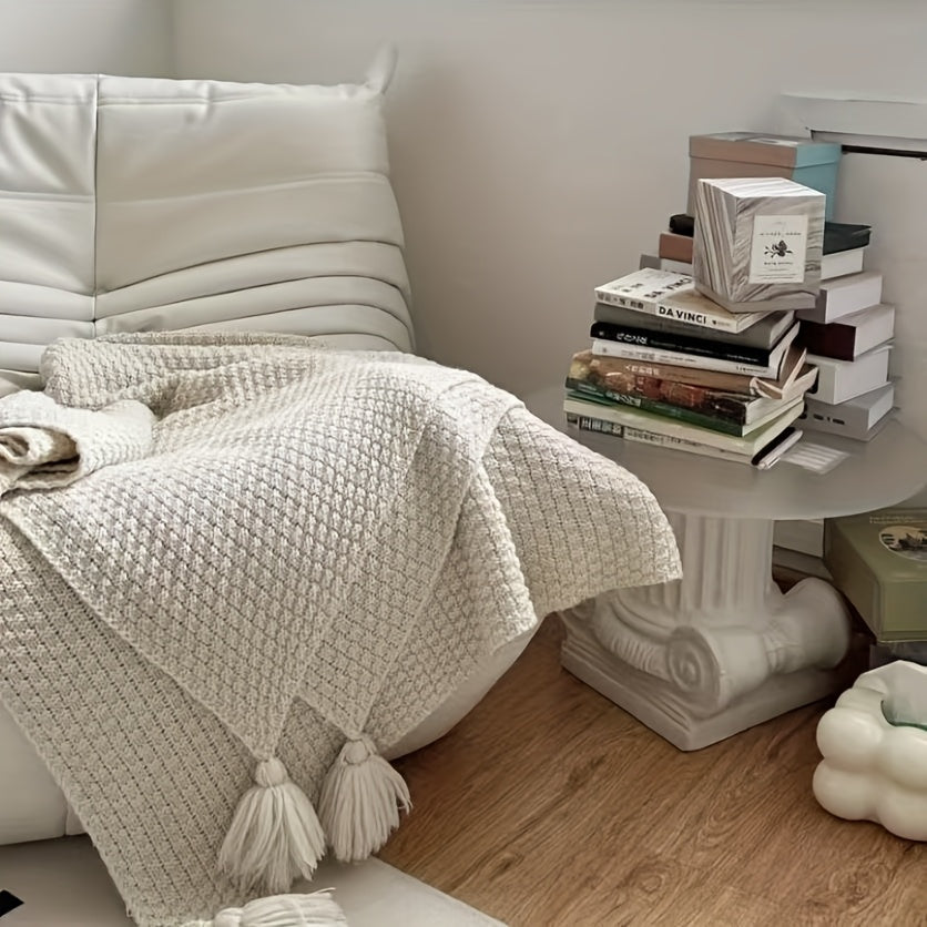 One Fringed Blanket | Suitable for Dormitory, Bedroom, Hotel, Camping, Car Nap, All Seasons, Fabric, Jacquard Craftsmanship, 30 Count